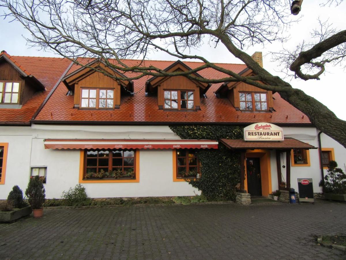 Pension & Restaurant U Konske Drahy Holkov Velešín Kültér fotó